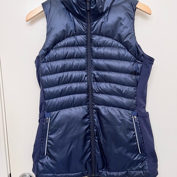 Vest/ lululemon - Picture 3 of 8